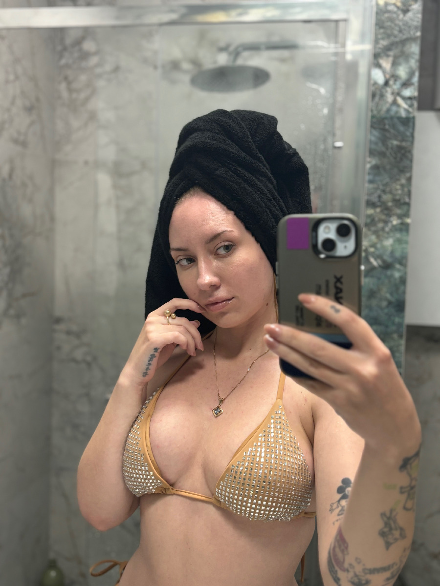 Nude girl KateV in Taiz