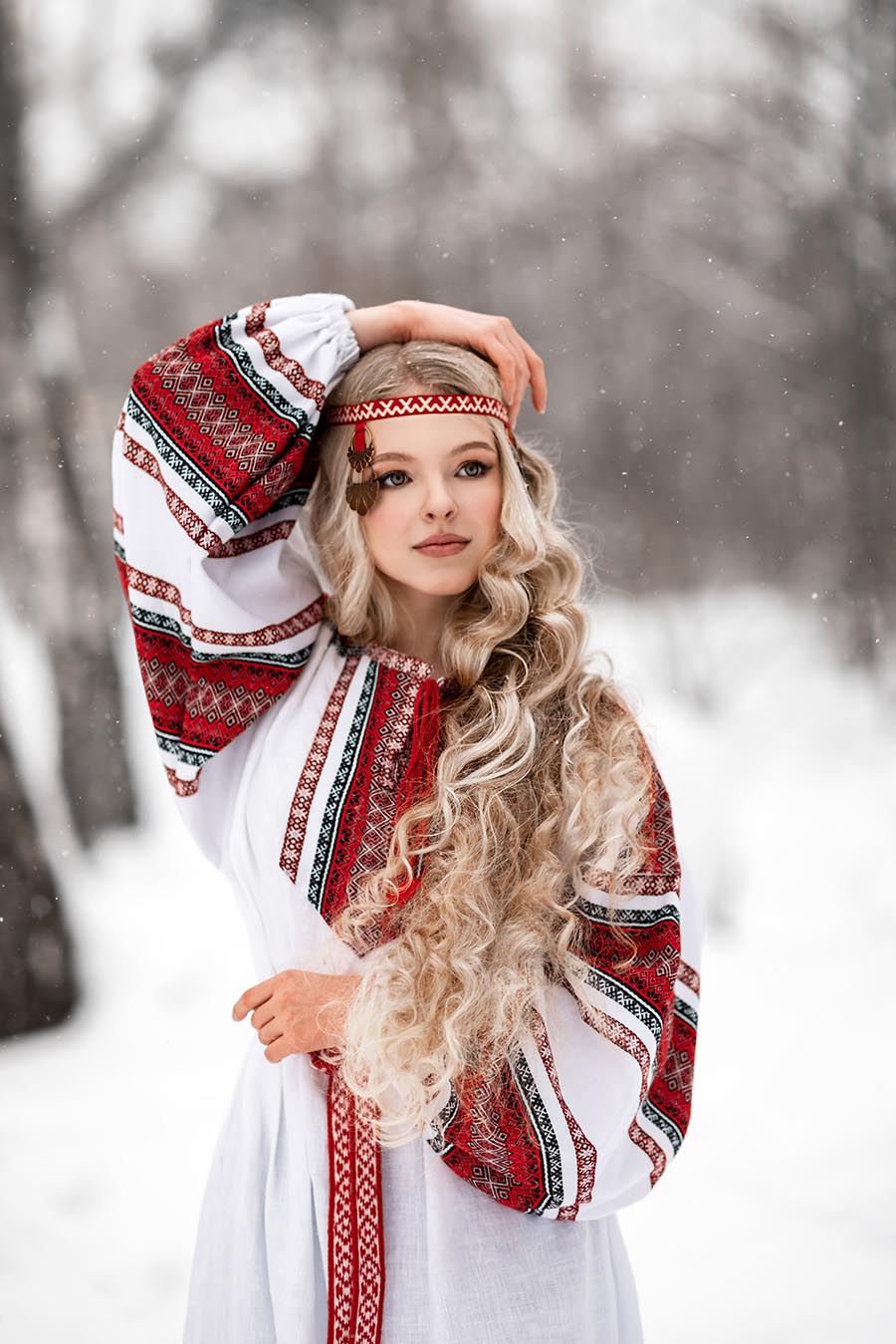 Slavic girls’s look of the day — catch her live in Taiz