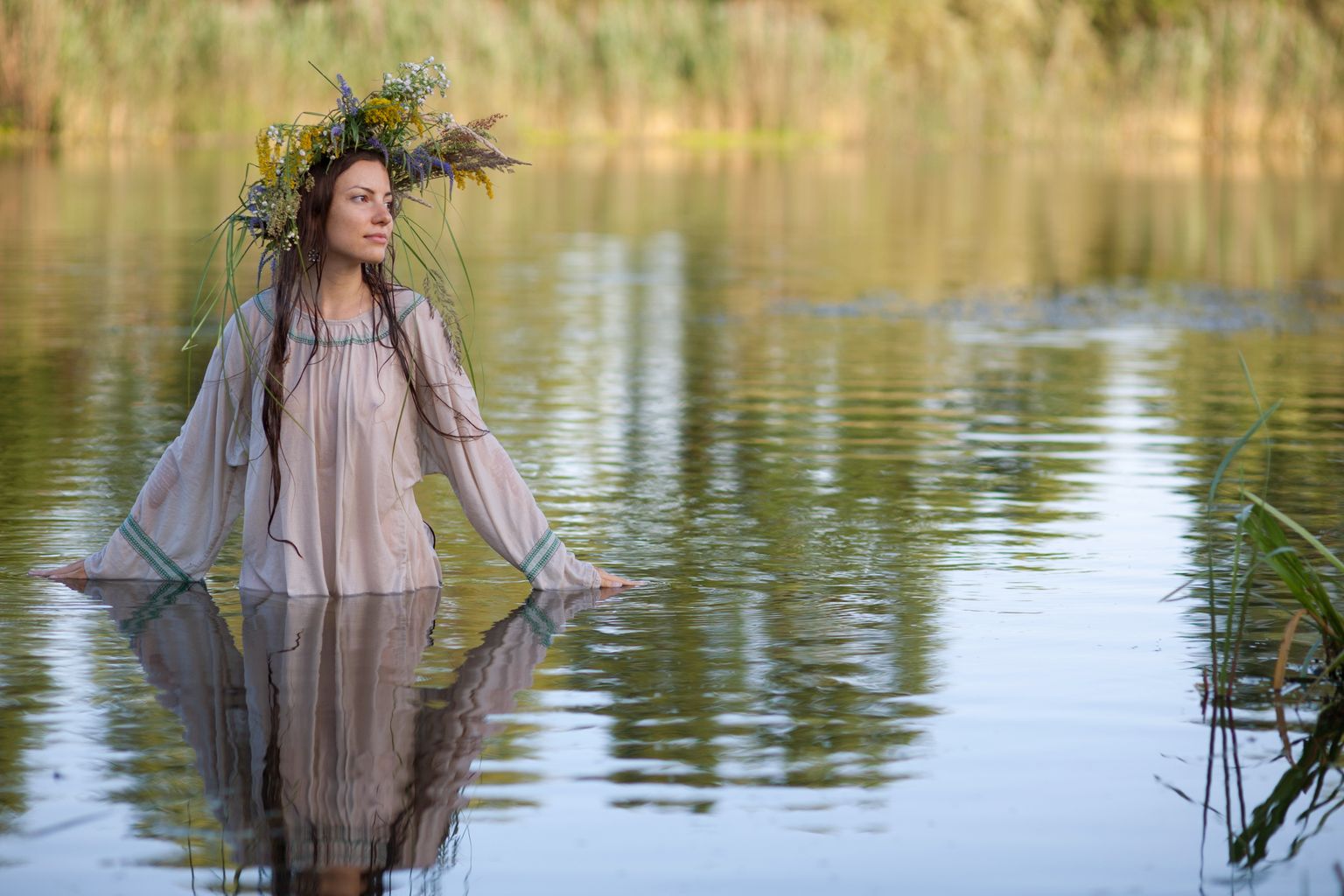 A dreamy vibe from Slavic girls — join